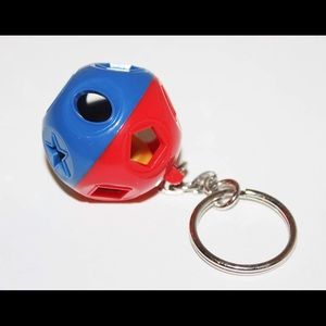 2 for $10 📌 Tupperware Shape-O Ball Key Chain